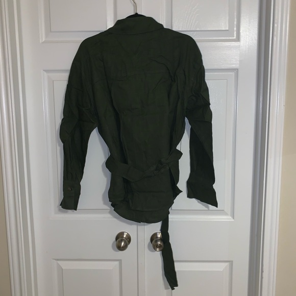 NWT JLUXLABEL Moss Nicolette Belted Linen Top - Picture 8 of 11